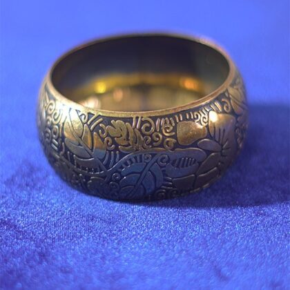 Antik Yaprak Desenli Kalın Bilezik