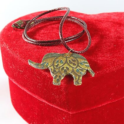 Ahşap Uğurlu Fil Kolye