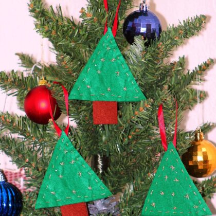 El Yapımı Keçeden Çam Ağacı Yılbaşı Süsü Üçlü Set